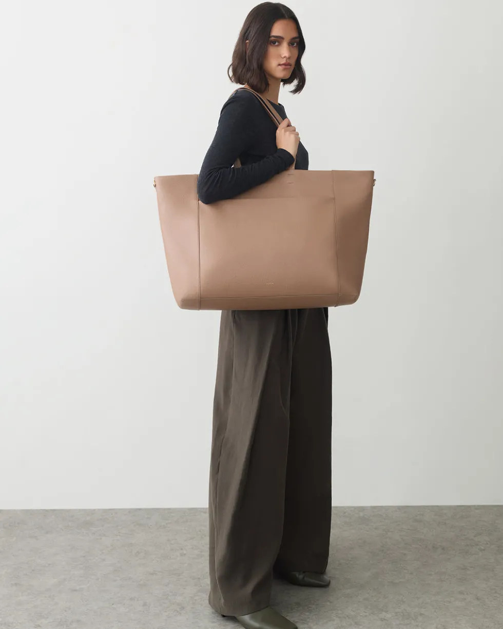 Easy Voyager Bag