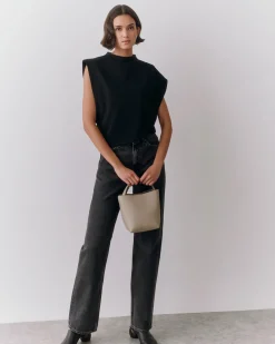 Mini Linea Bucket Bag