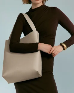 Oversized Linea Bag
