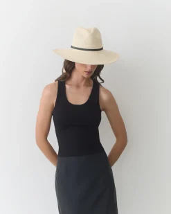 Packable Wide Brim Ecuador Hat