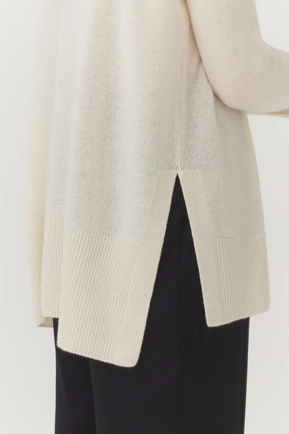 Single-Origin Cashmere Funnel Neck Sweater