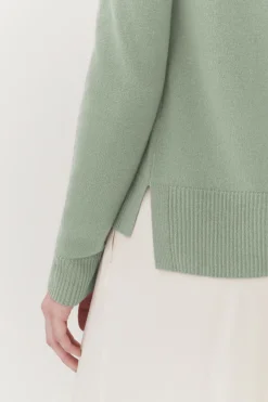 Single-Origin Cashmere Scoop Neck Sweater