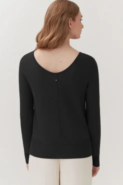 Single-Origin Cashmere Scoop Neck Sweater