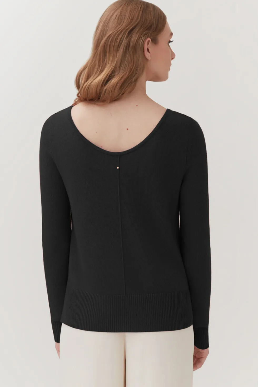 Single-Origin Cashmere Scoop Neck Sweater