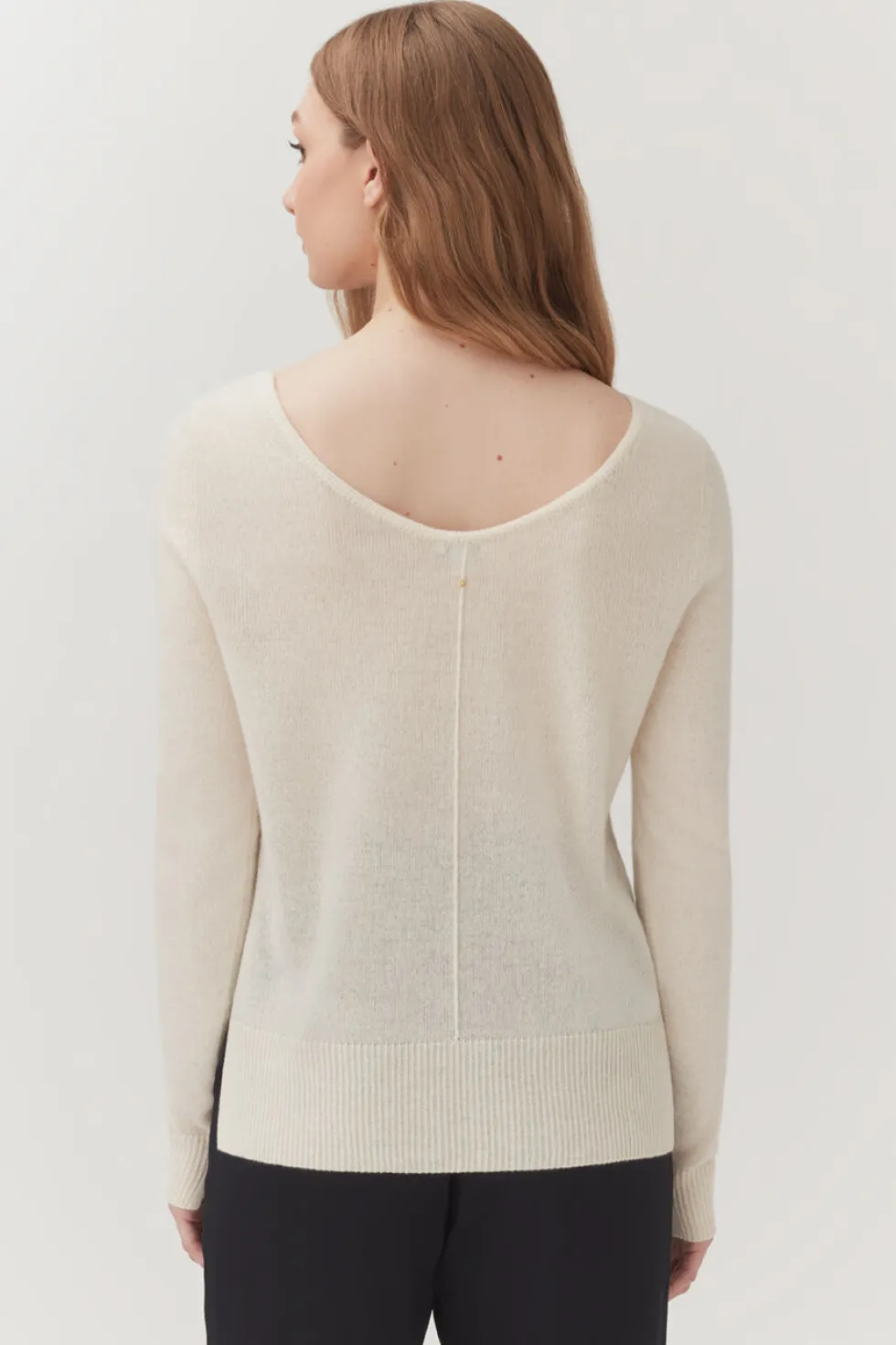 Single-Origin Cashmere Scoop Neck Sweater