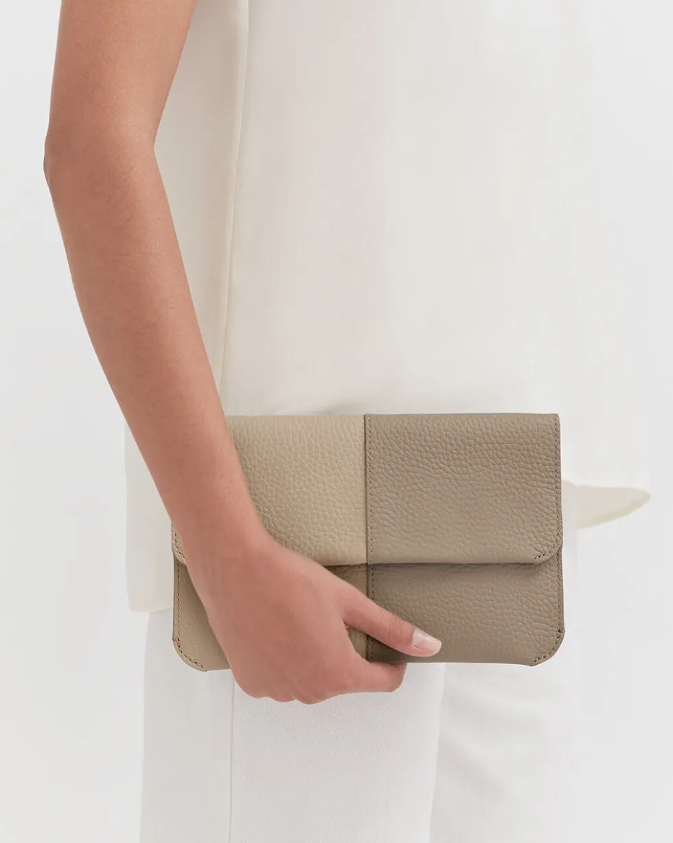System Flap Bag