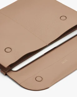 Tech Carryall 16-inch