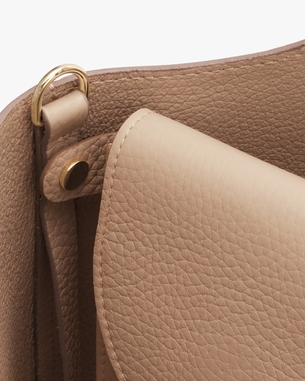 Tech Carryall 16-inch
