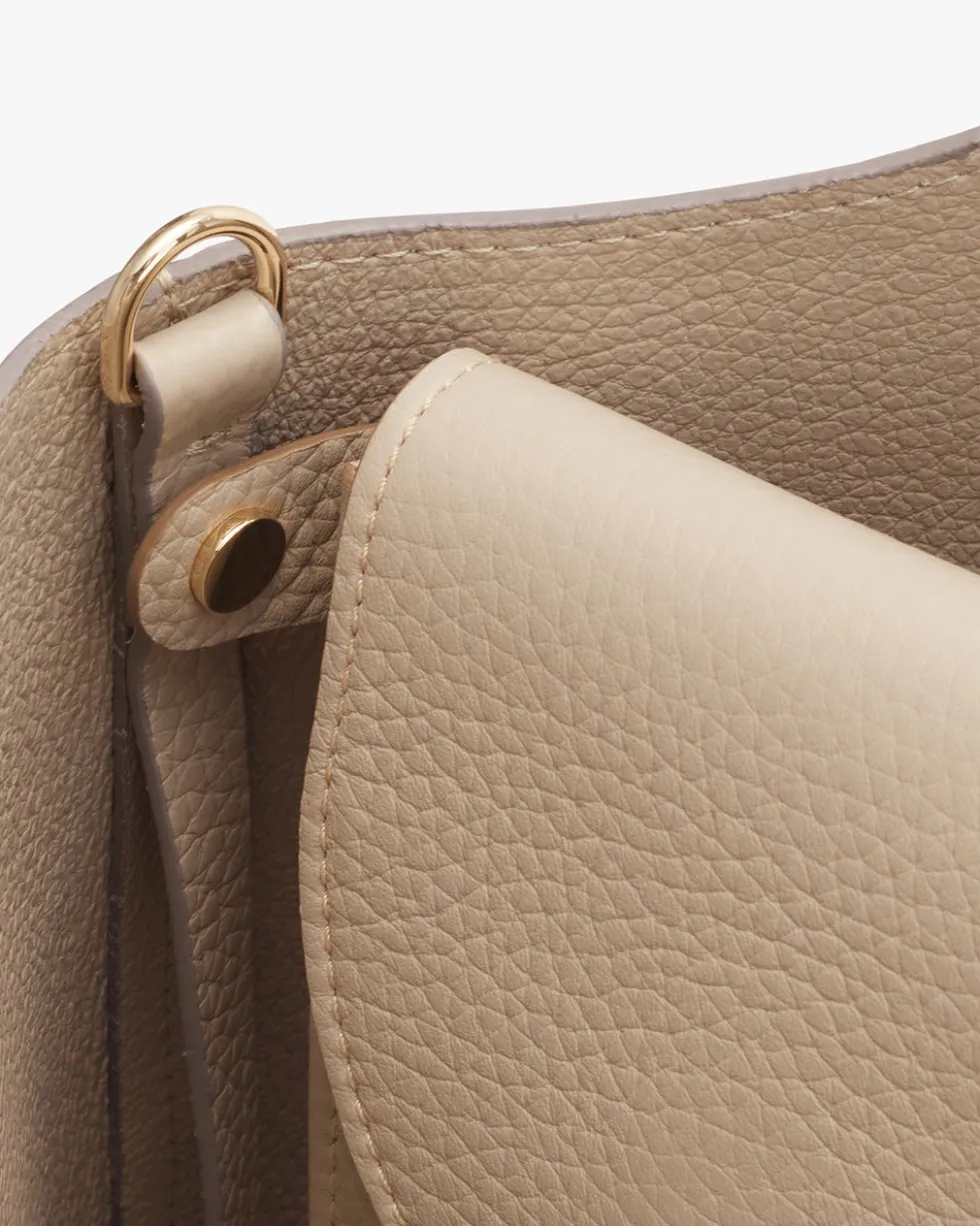 Tech Carryall 16-inch