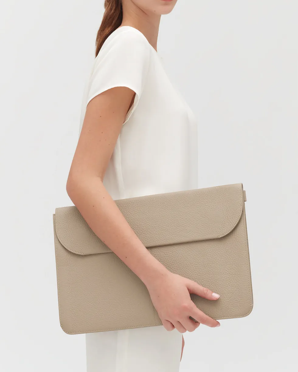 Tech Carryall 16-inch
