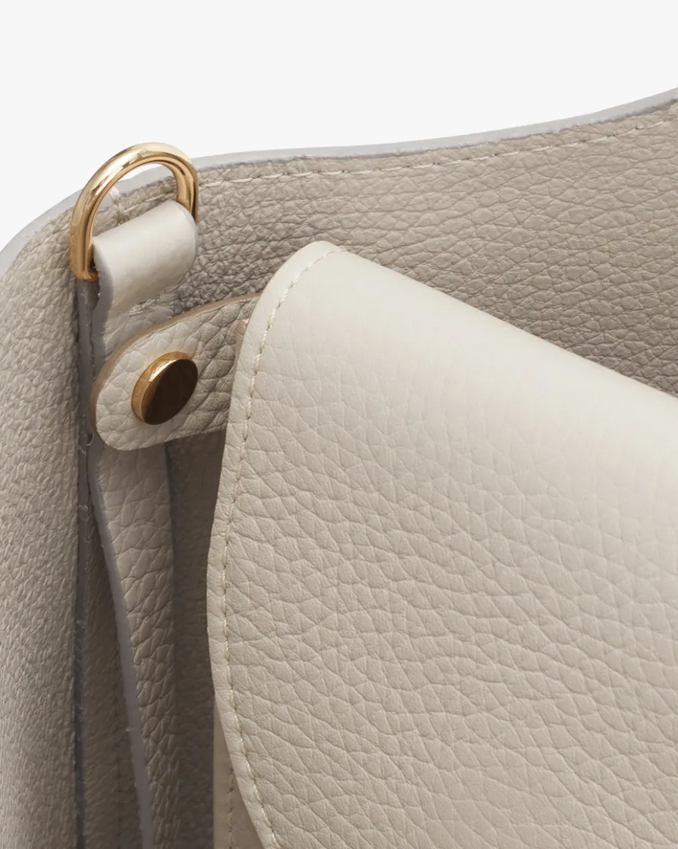 Tech Carryall 16-inch