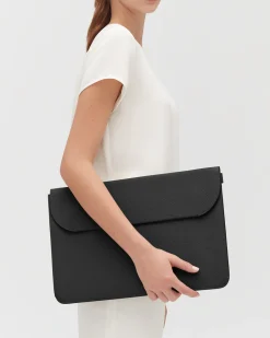 Tech Carryall 16-inch