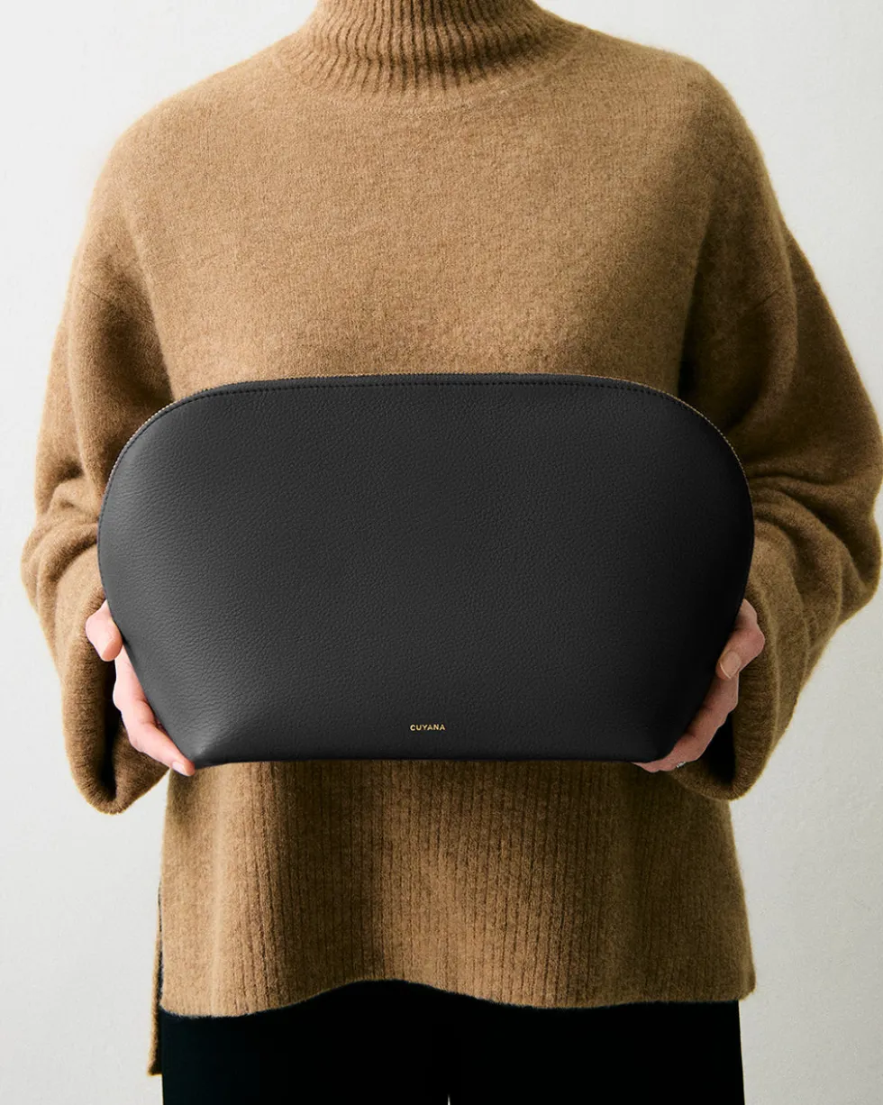 Voyager Travel Case