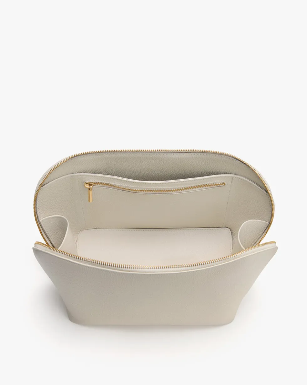 Voyager Travel Case